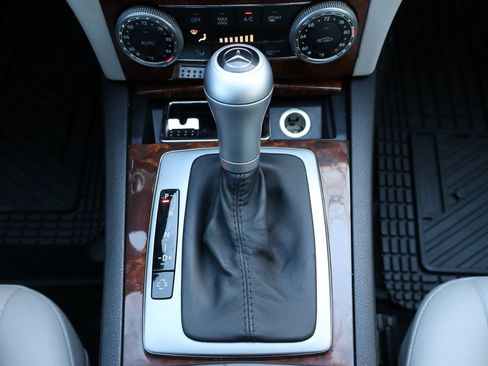 Used 2009 Mercedes-Benz C 300 4MATIC Sedan image 35