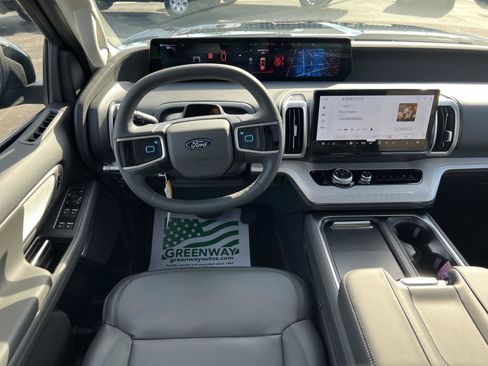 New 2026 Ford Expedition Max Active image 22