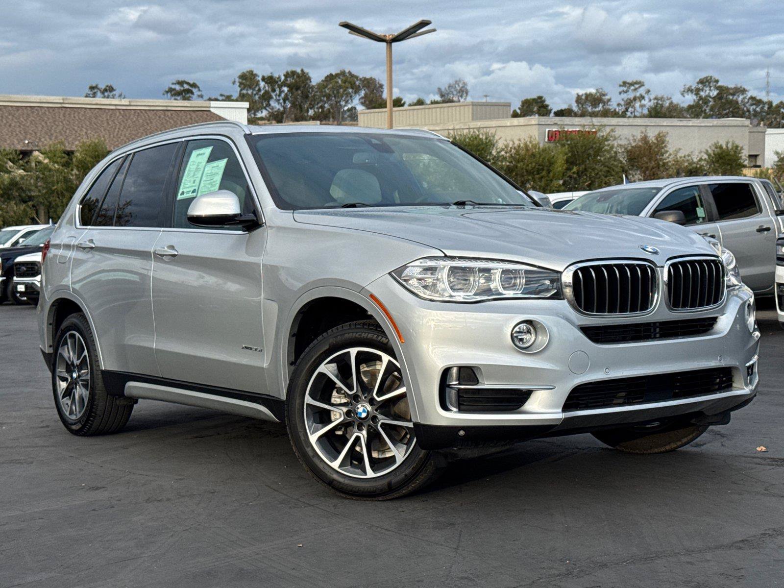 Used 2018 BMW X5 xDrive35i w/ M Sport Package AWD/4WD image 2