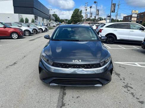 Certified 2023 Kia Forte LXS w/ LXS Technology Package FWD image 2