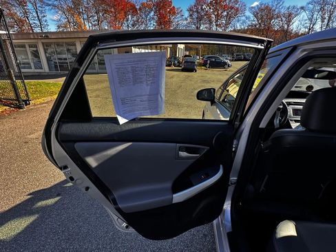 Used 2012 Toyota Prius Four image 23