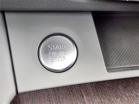 Used 2023 Audi Q5 2.0T Premium Plus w/ Premium Plus Package image 22