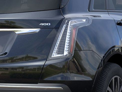 New 2025 Cadillac XT5 Sportv w/ Technology Package image 11