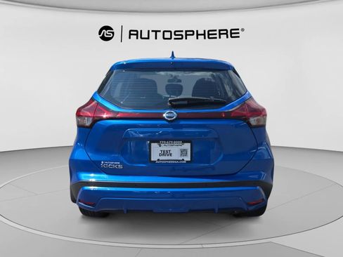 Used 2021 Nissan Kicks S FWD image 7