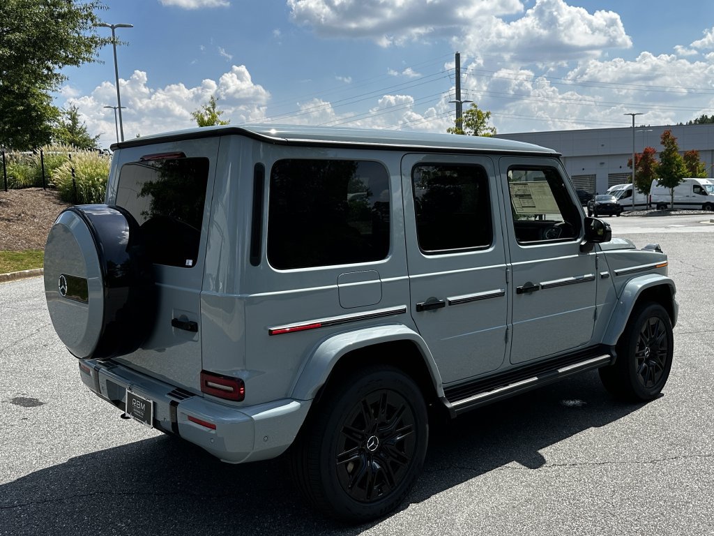 New 2027 Mercedes-Benz G 580 e image 8