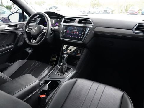 Used 2024 Volkswagen Tiguan SE R-Line FWD image 19