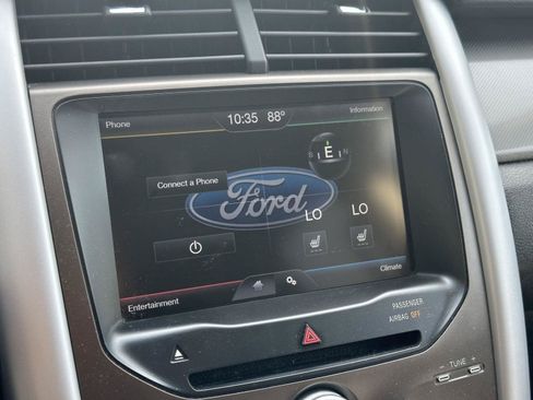 Used 2014 Ford Edge SEL w/ Equipment Group 205A AWD/4WD image 12