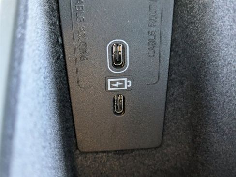 New 2026 Volvo XC60 B5 Plus w/ Protection Package Premier image 30