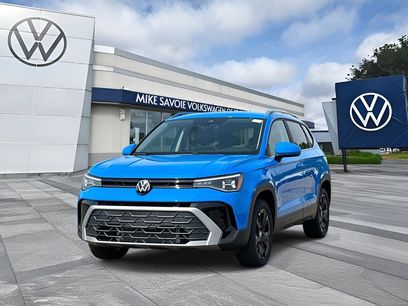 New 2025 Volkswagen Taos SE