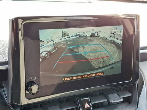 Certified 2023 Toyota Corolla Cross L image 18