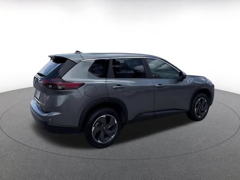 Used 2025 Nissan Rogue SV FWD image 14