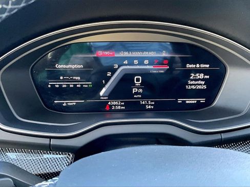 Used 2022 Audi SQ5 Premium Plus image 13