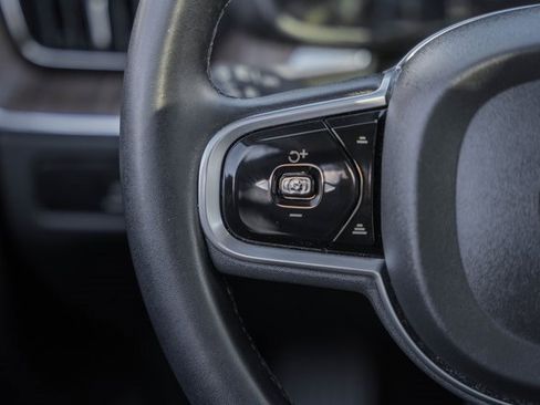 Used 2023 Volvo XC60 B5 Plus w/ Climate Package image 27