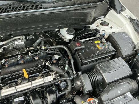 Used 2021 Kia Seltos LX AWD/4WD image 16