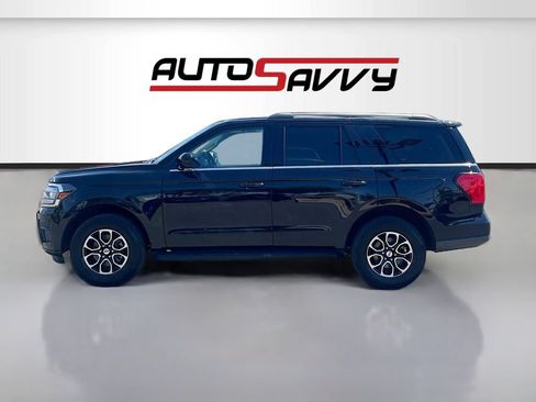 Used 2024 Ford Expedition XLT AWD/4WD image 4