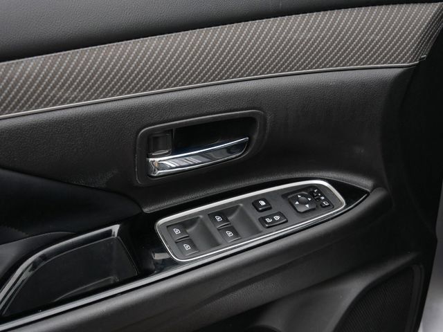Used 2022 Mitsubishi Outlander SEL AWD/4WD image 15