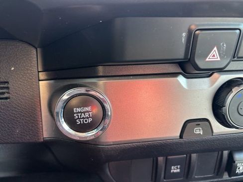 Used 2023 Toyota Tacoma SR5 image 17
