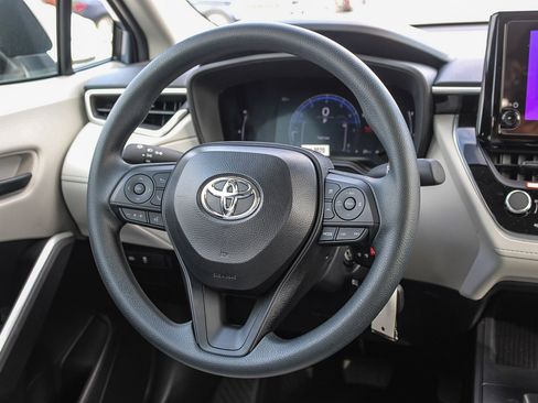 New 2026 Toyota Corolla Cross L image 18