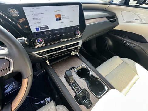 Used 2024 Lexus RX 350 FWD w/ Convenience Package image 31