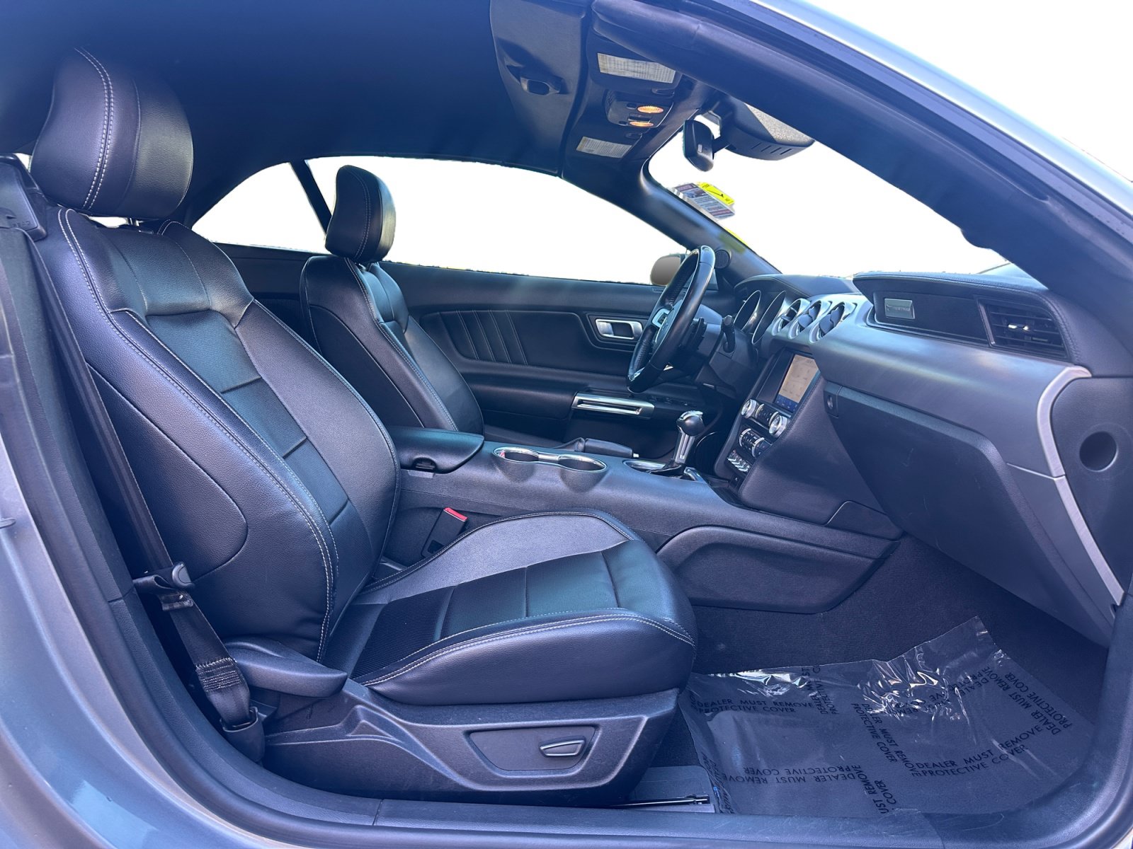 Used 2022 Ford Mustang Premium RWD image 15
