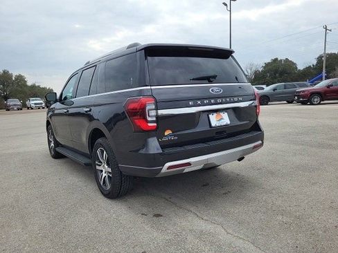 Used 2024 Ford Expedition Limited image 3