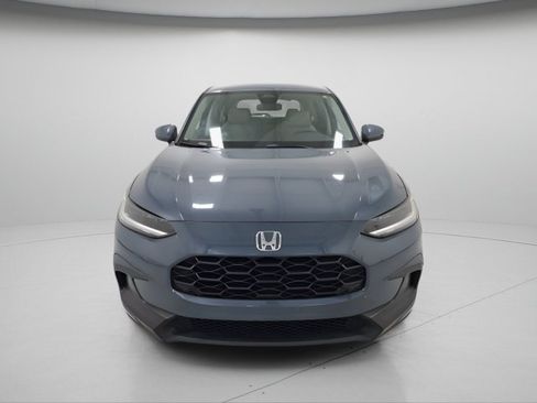 Used 2024 Honda HR-V LX image 2