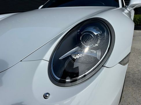 Certified 2015 Porsche 911 Targa 4S AWD/4WD image 14