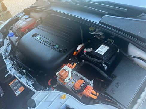 Used 2018 Ford Focus Electric Hatchback FWD image 29
