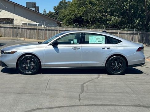 New 2025 Honda Accord SE image 6