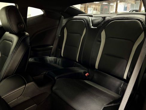 Used 2018 Chevrolet Camaro SS RWD image 19