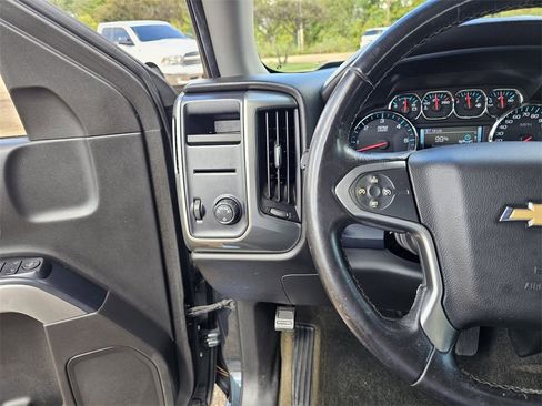 Used 2018 Chevrolet Silverado 1500 LT image 23