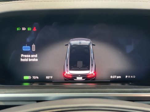 Used 2023 Tesla Model X AWD/4WD image 22
