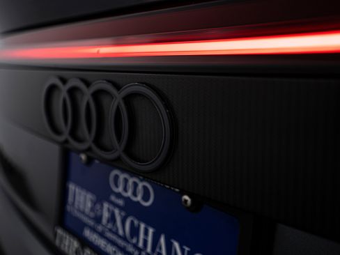 Used 2025 Audi RS Q8 performance image 30