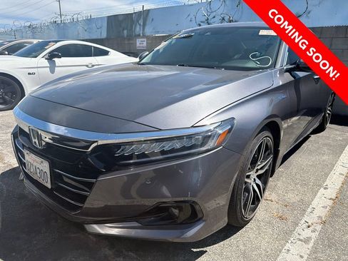 Used 2022 Honda Accord Touring image 3
