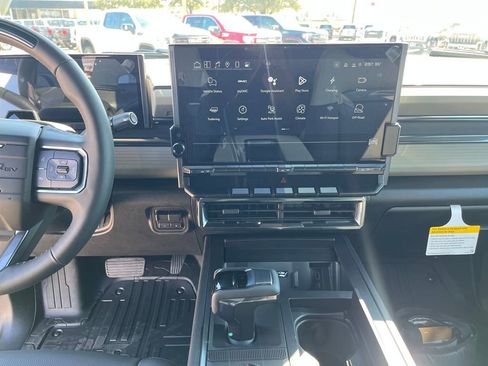 New 2026 GMC Hummer EV SUV image 17