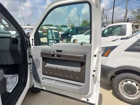 Used 2011 Ford F250 XL w/ PWR Equipment Group image 28