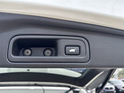 Used 2022 Honda Pilot Elite image 33