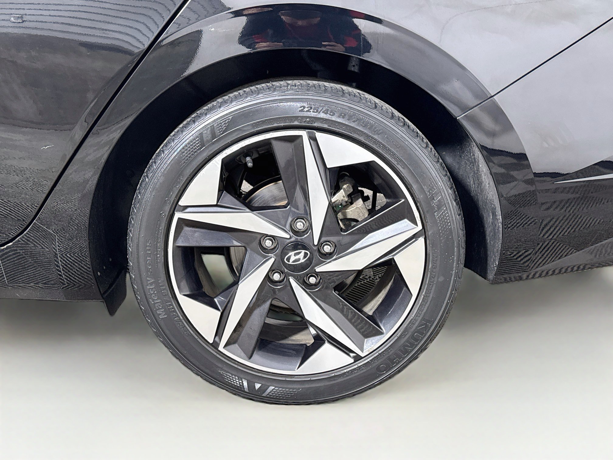 Used 2021 Hyundai Elantra SEL w/ Convenience + Premium Package FWD image 26