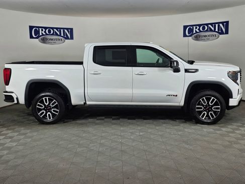 Used 2022 GMC Sierra 1500 AT4 w/ AT4 Premium Package AWD/4WD image 28