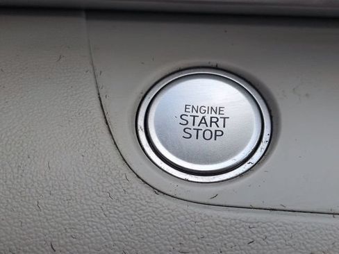 Used 2023 Hyundai Elantra Limited FWD image 28