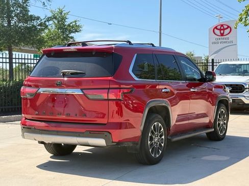 Used 2024 Toyota Sequoia Limited w/ Tow Technology Package RWD image 4