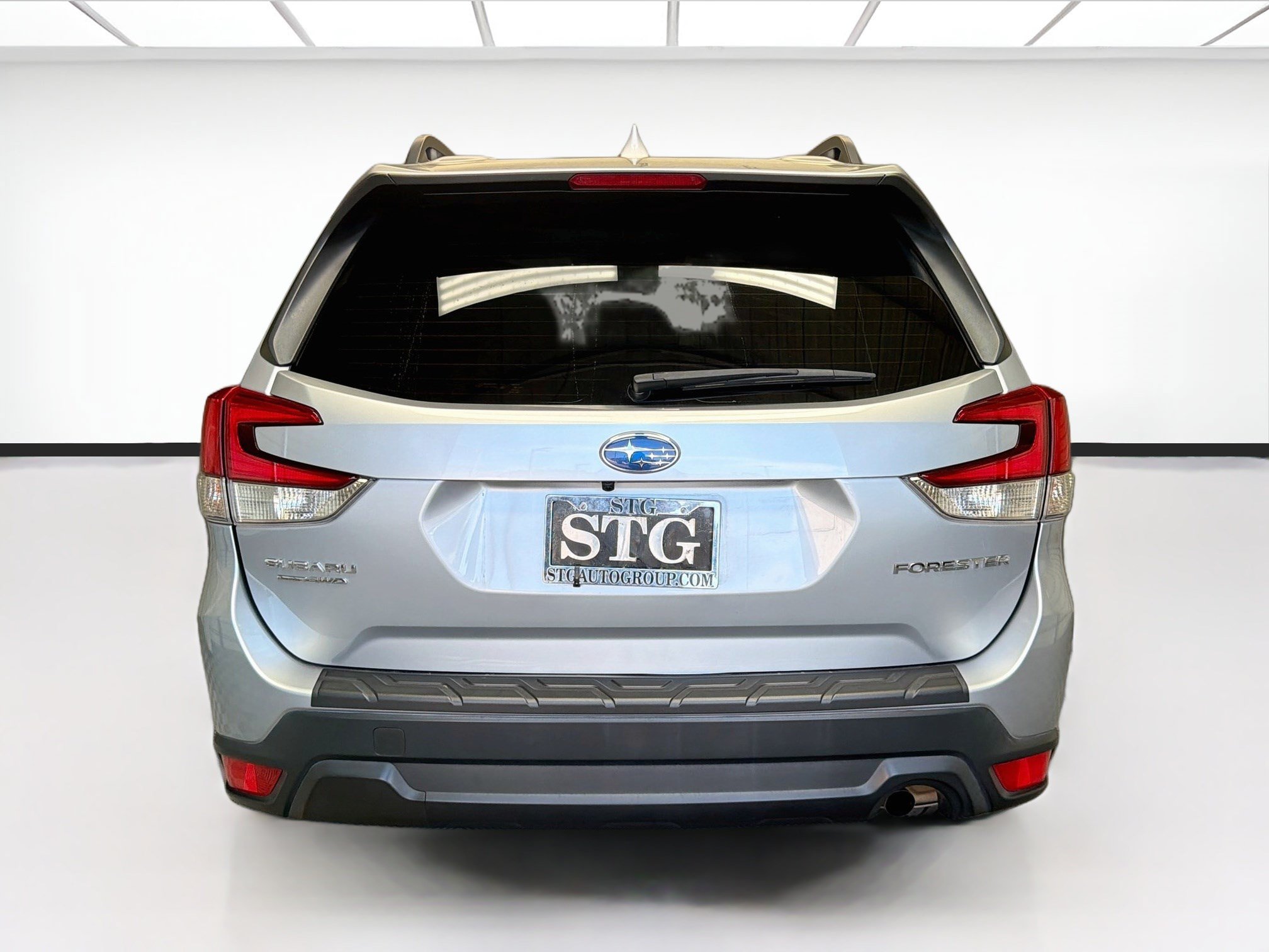 Used 2023 Subaru Forester Premium AWD/4WD image 5