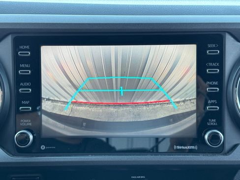 Used 2020 Toyota Tacoma TRD Sport image 25