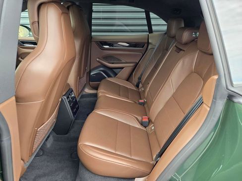 New 2026 Porsche Macan 4 Electric image 18