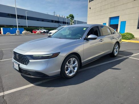 Certified 2023 Honda Accord LX image 3