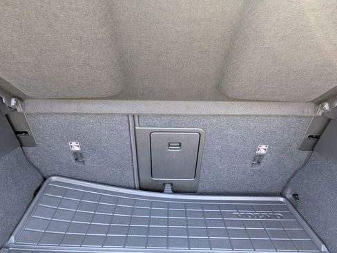 Certified 2023 Volvo C40 P8 Recharge Plus w/ Protection Package Premier AWD/4WD image 28