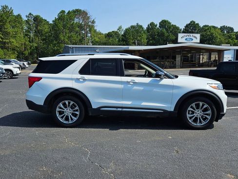 Used 2022 Ford Explorer Limited image 14