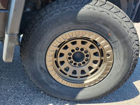 Used 2013 Toyota FJ Cruiser 4WD image 28