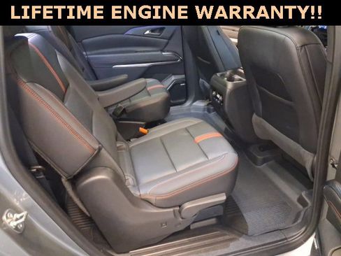 Used 2024 Chevrolet Traverse RS w/ LPO, Floor Liner Package image 32
