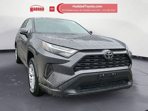New 2025 Toyota RAV4 LE image 7